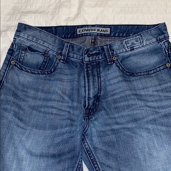 Express Straight Leg Jean - Picture 4 of 7